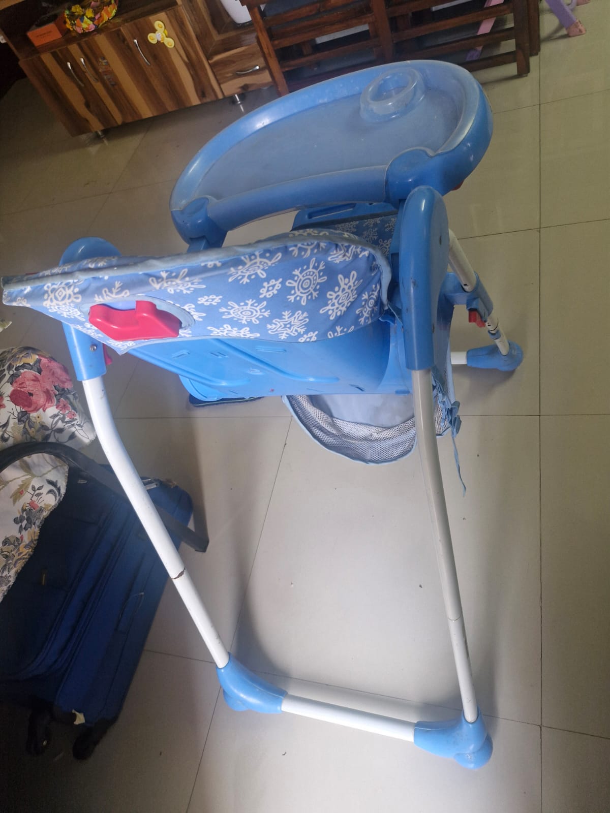 BABYHUG High Chair