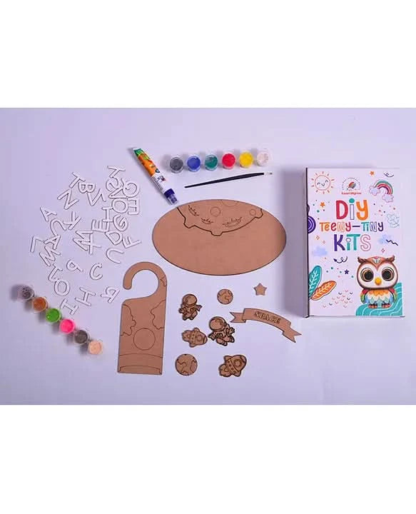 ilearnngrow Teeny Tiny Space Theme Name Plate and Door Knob
