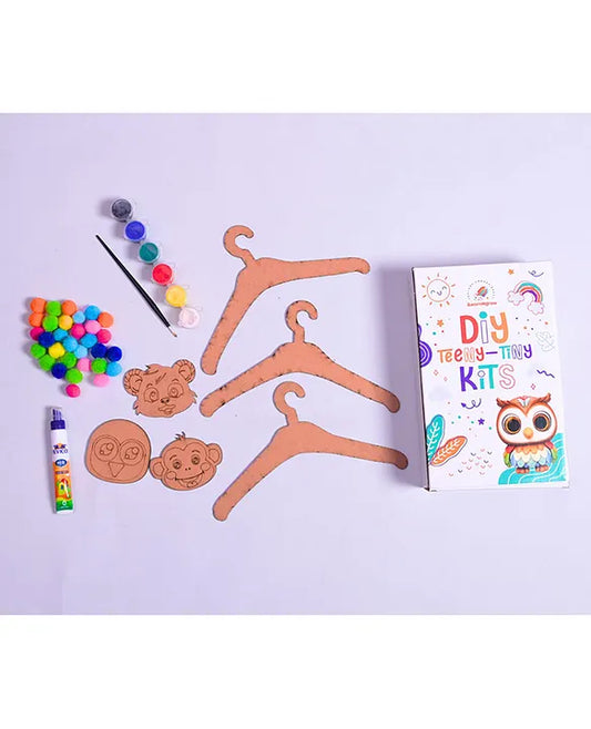 ilearnngrow Teeny Tiny DIY Hanger Set Of 3