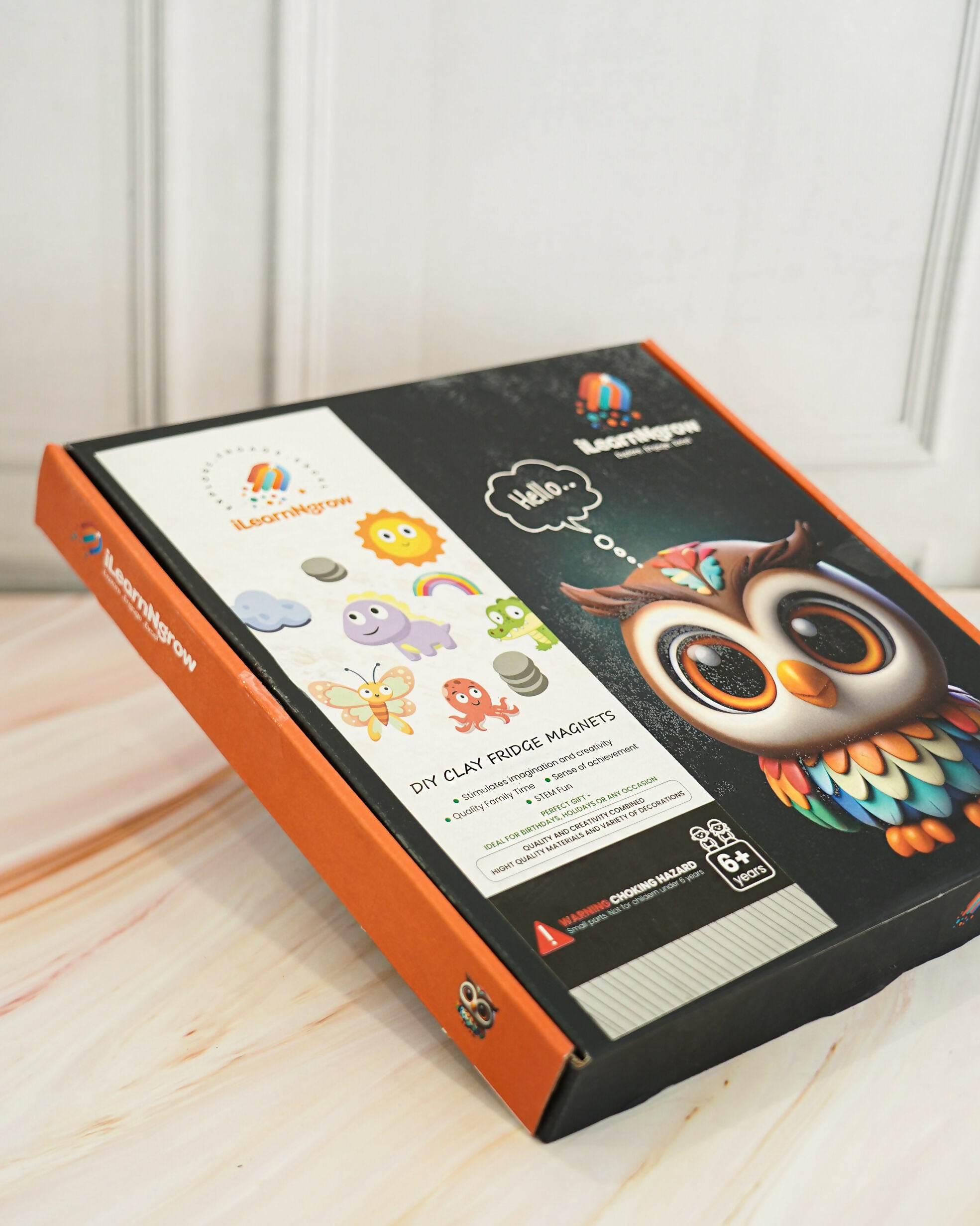 The ilearnngrow Air Dry Clay Kit for Kids provides an exciting and educational hands-on experience, enabling children to create their own refrigerator magnets with colorful modeling clay.