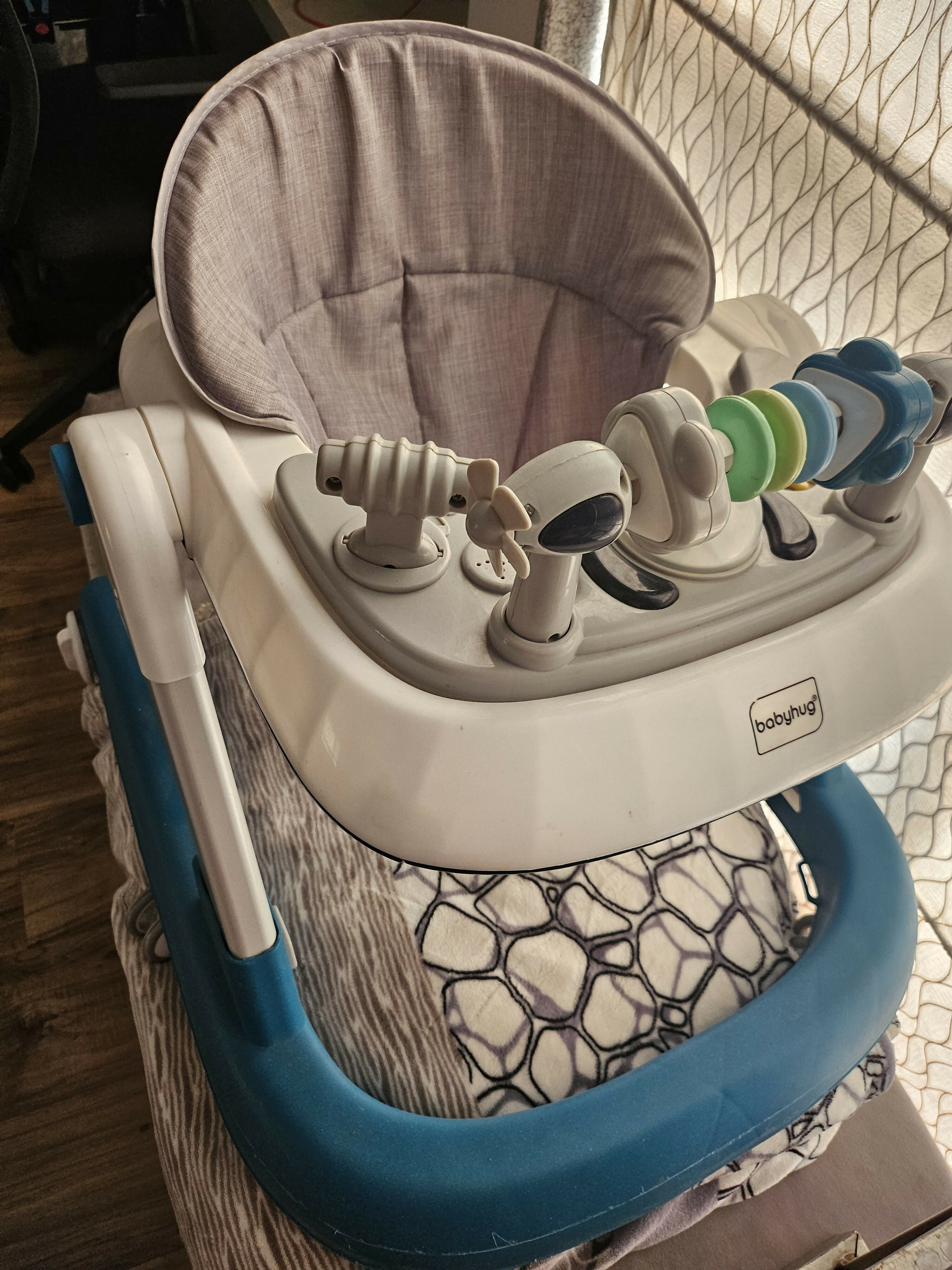 2-1 Multifunctional walker