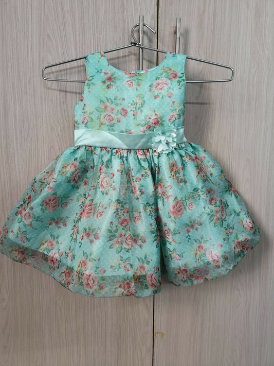 Dress your baby girl in style with PINK AND BLUE Brand dresses, crafted for elegance and charm in every wear.