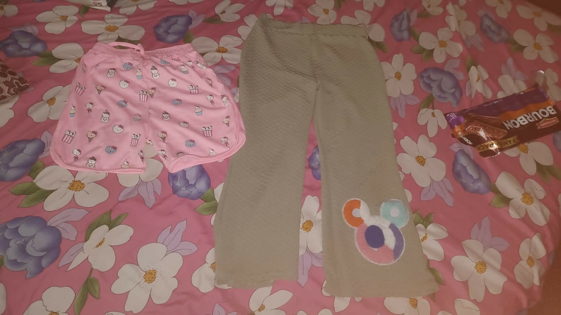 Comfortable and stylish girls pant and shorts set for everyday wear.