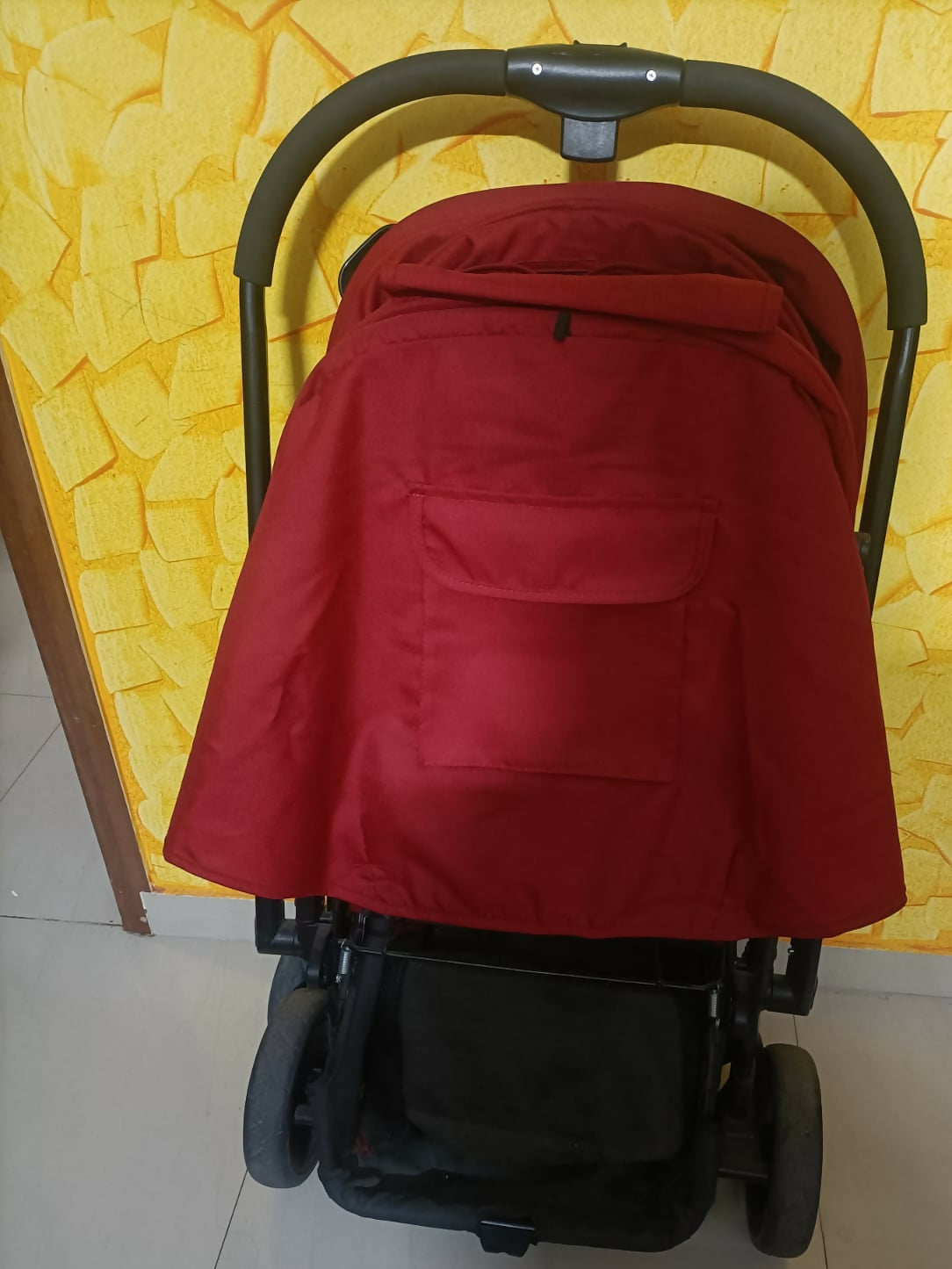 Buy Mee Mee Baby Stroller – Foldable pram with reclining seat, safety harness, and sun canopy for smooth and secure outings.