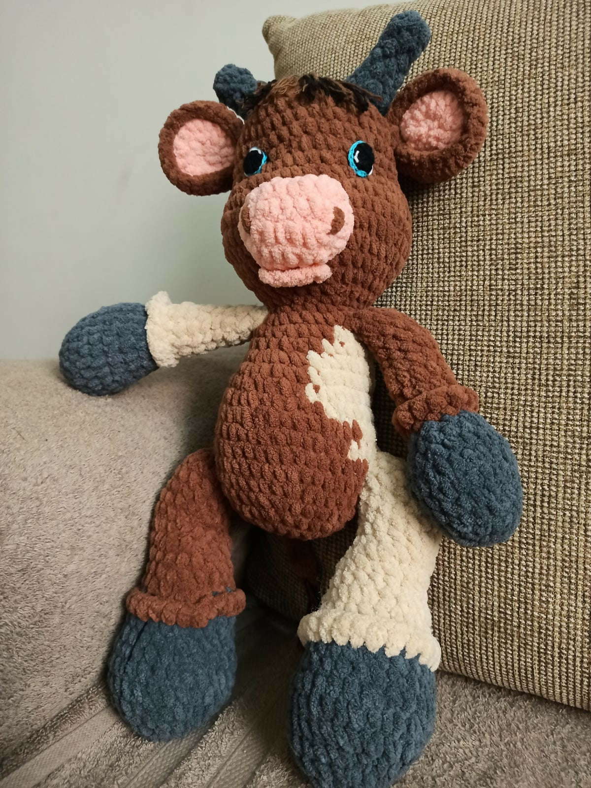 Gift your baby endless cuddles and play with this adorable, hand-crafted Crochet Reindeer Soft Toy—perfect for snuggles and nursery décor!