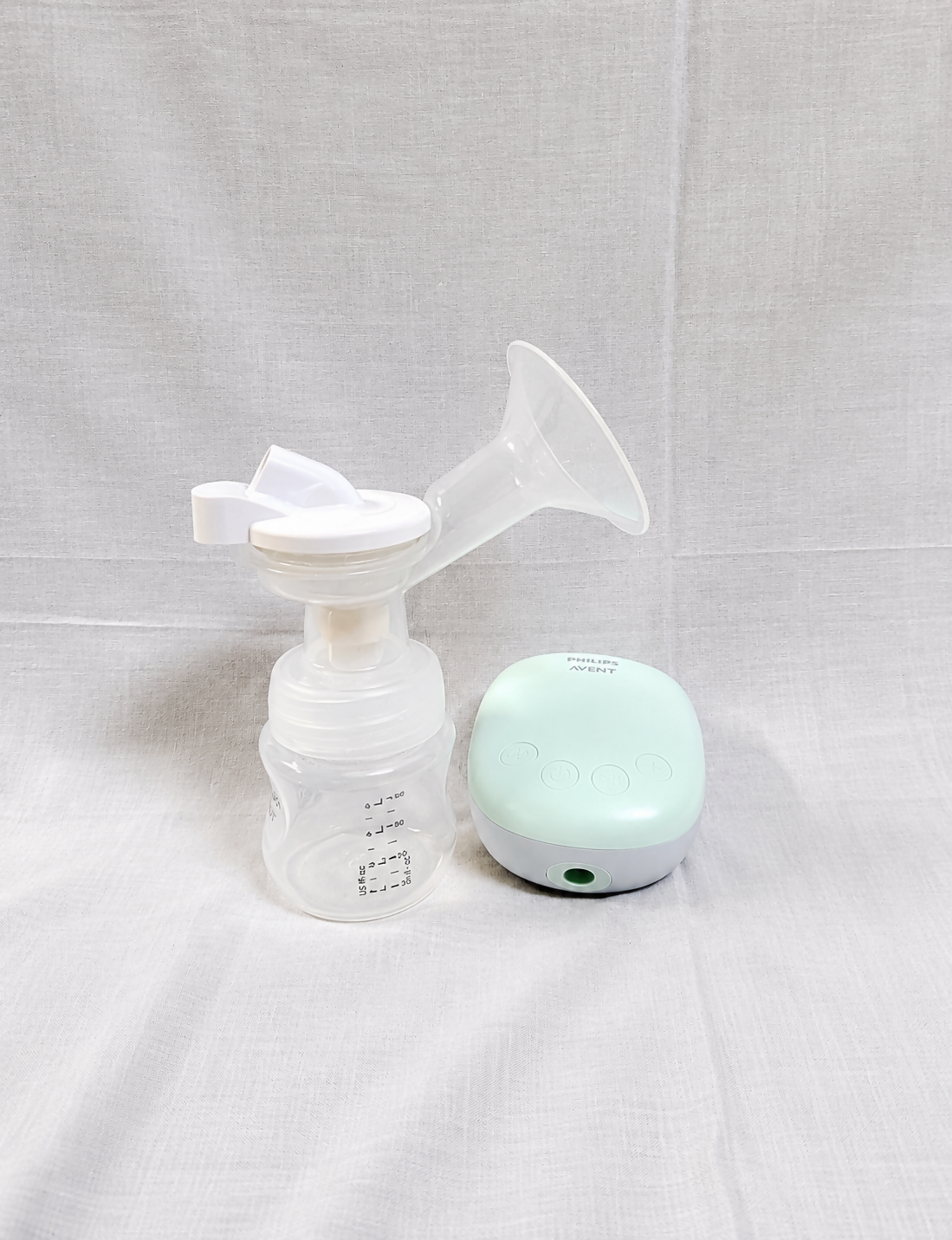 Philips Avent SCF395/11 Single Electric Breast Pump wiath USB power, BPA-free components, adjustable suction settings, soft silicone cushion, and compact design. Brand new and factory sealed.