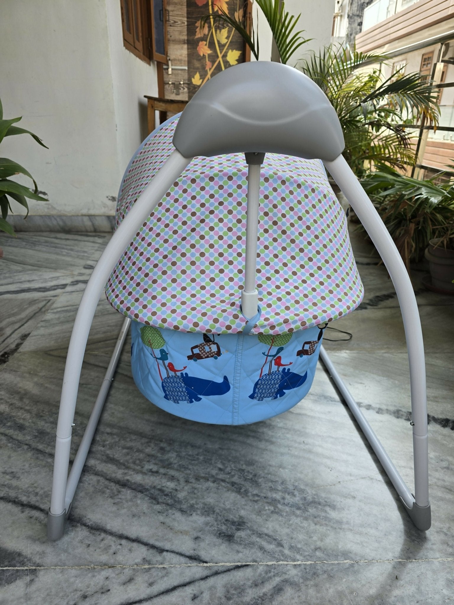 R for Rabbit Lullabies automatic baby cradle with gentle swing motion, comfortable sleeping space, sturdy frame, soothing design, and secure construction for newborns and infants.