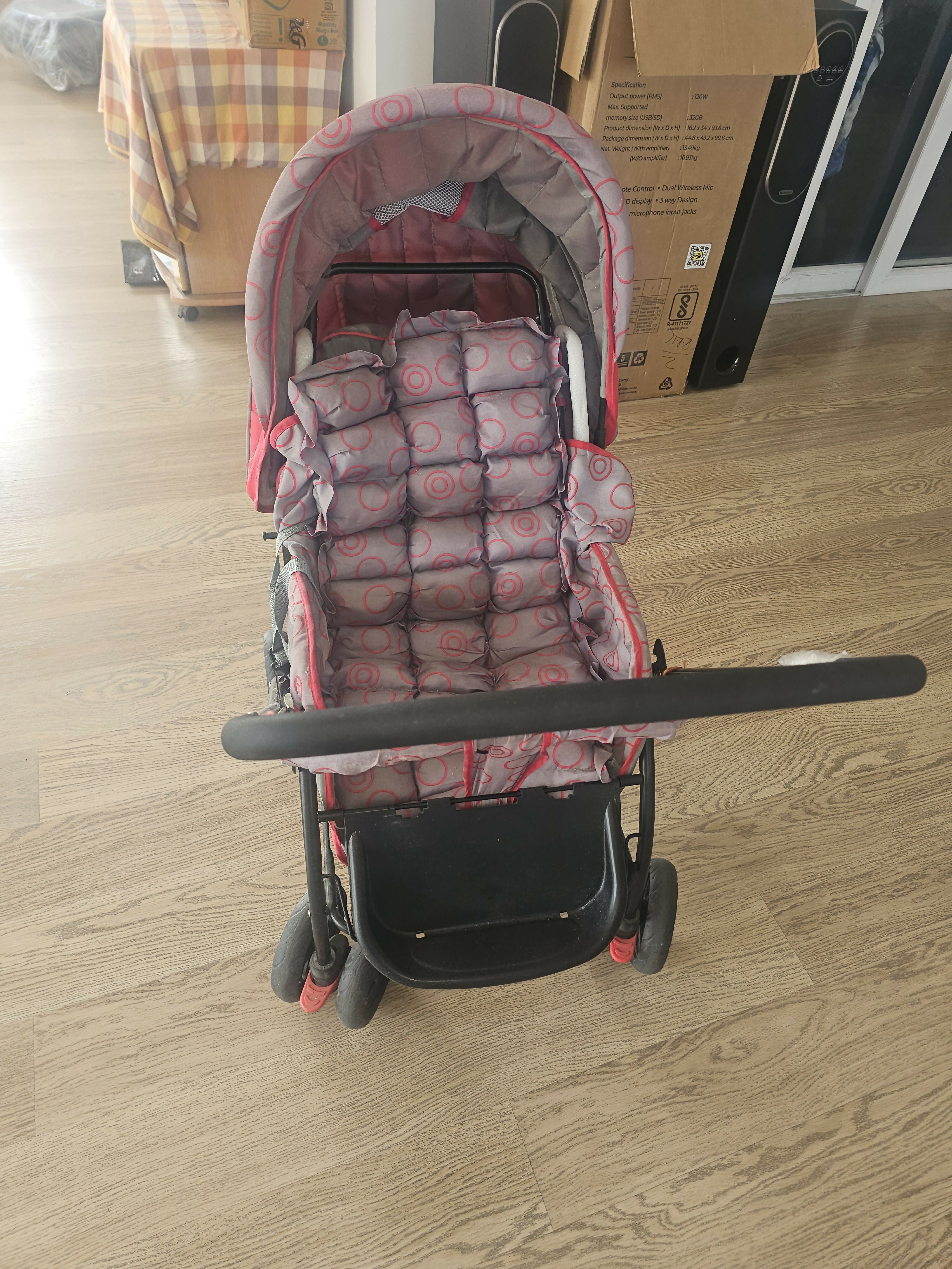 BABYHUG Baby Stroller/Pram in Used condition featuring comfortable seating, protective canopy, sturdy frame and smooth-moving wheels for convenient everyday walks, outings and travel with your baby.