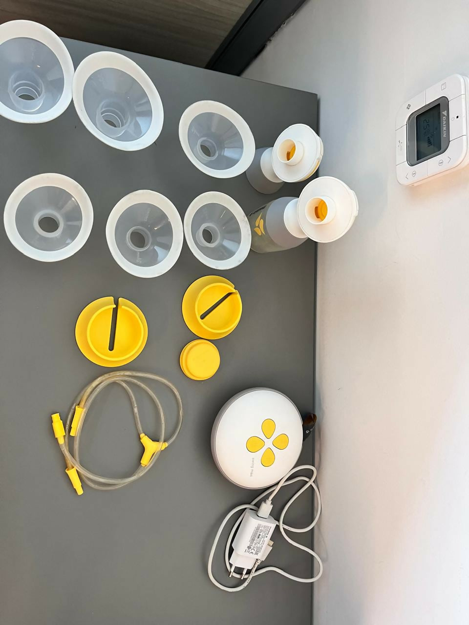 MEDELA Swing Maxi breast pump, double electric breast pump, portable breast pump, efficient milk expression, breast pump for working moms, BPA-free breast pump