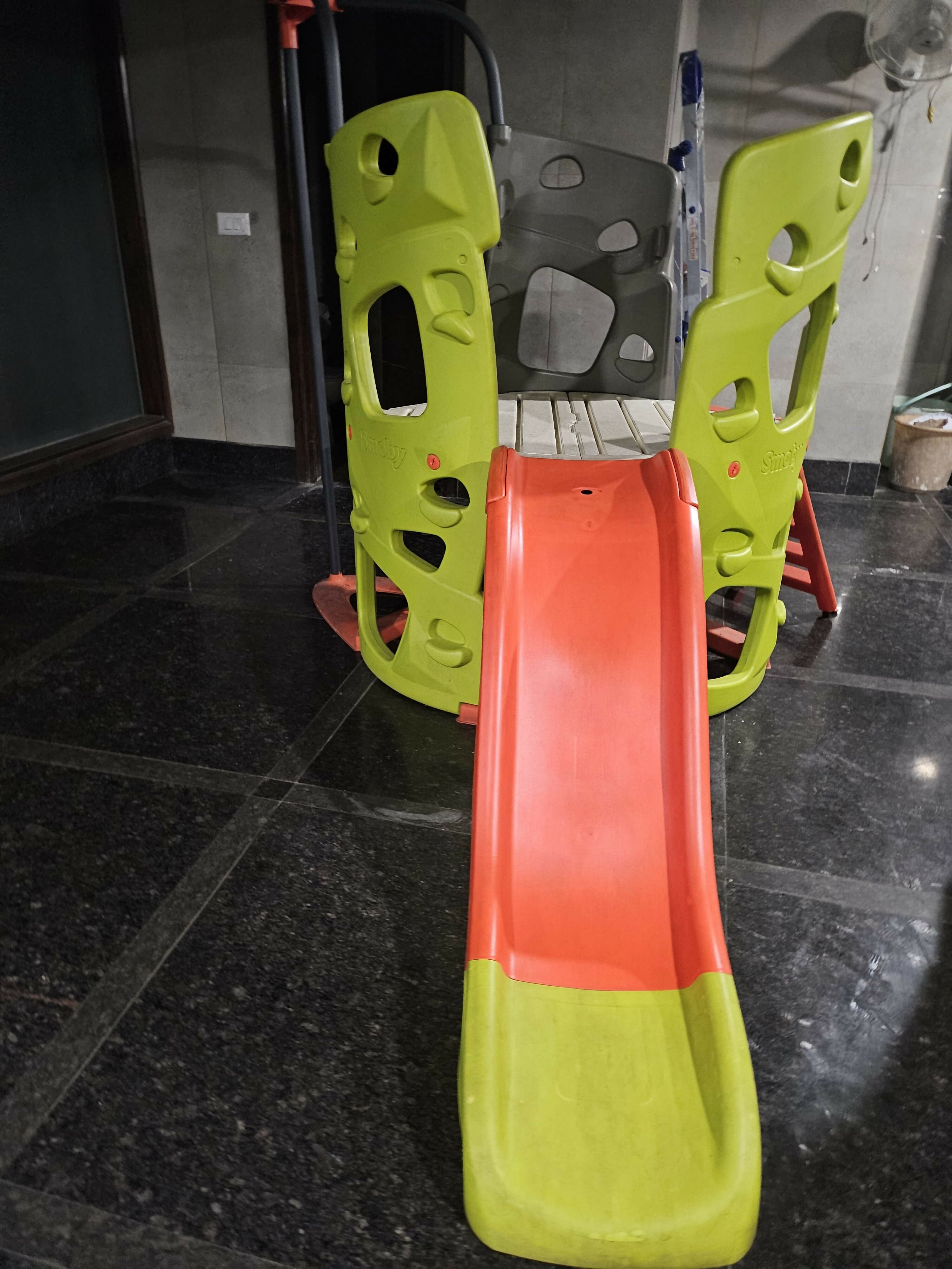 Climb, Play, and Explore – Smoby Climbing Tower for Endless Adventures!