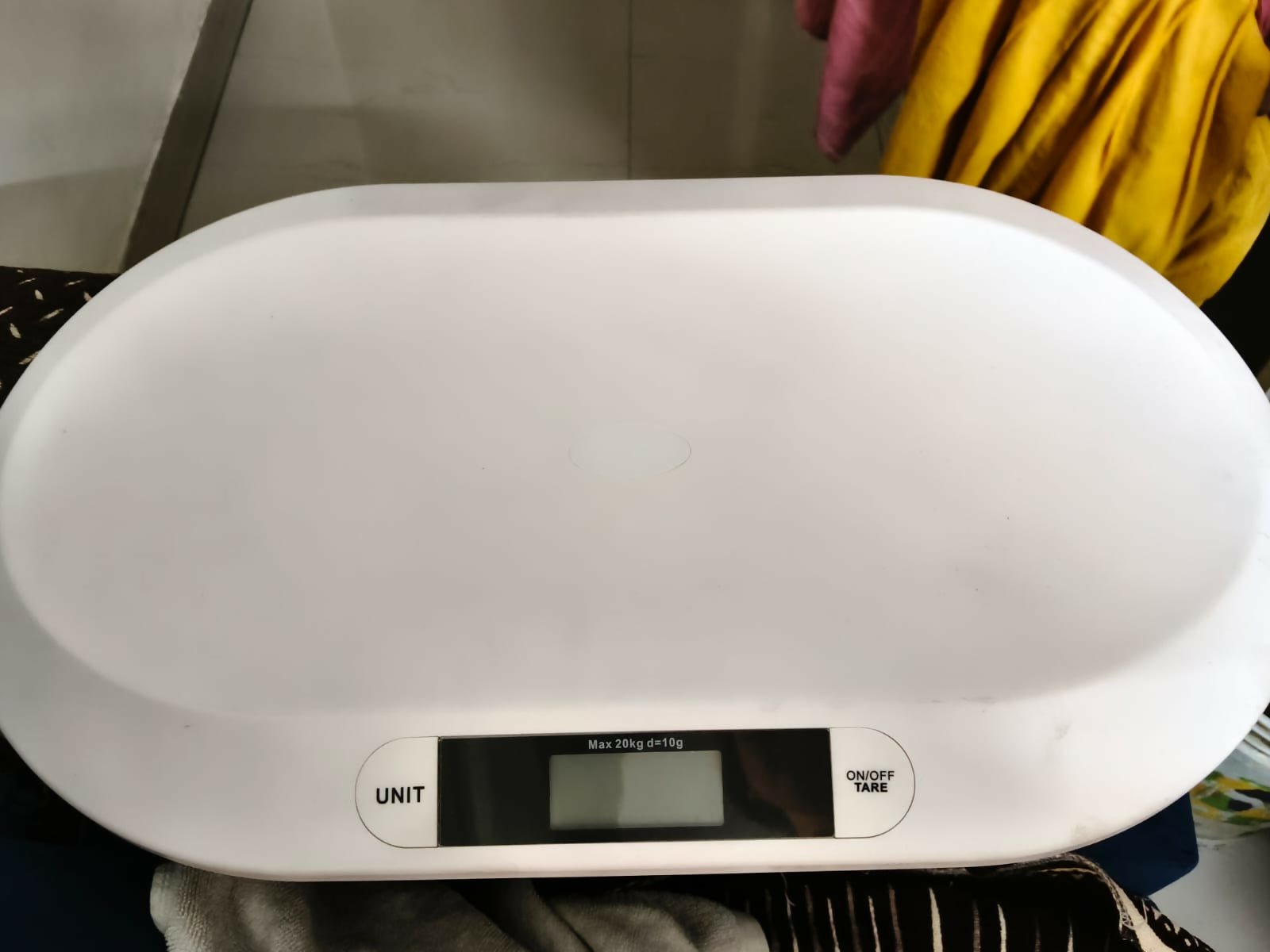 Baby Weighing Scale with a digital display, accurate weight measurement, stable platform, easy-to-read screen, and durable design for tracking your baby's growth and development.