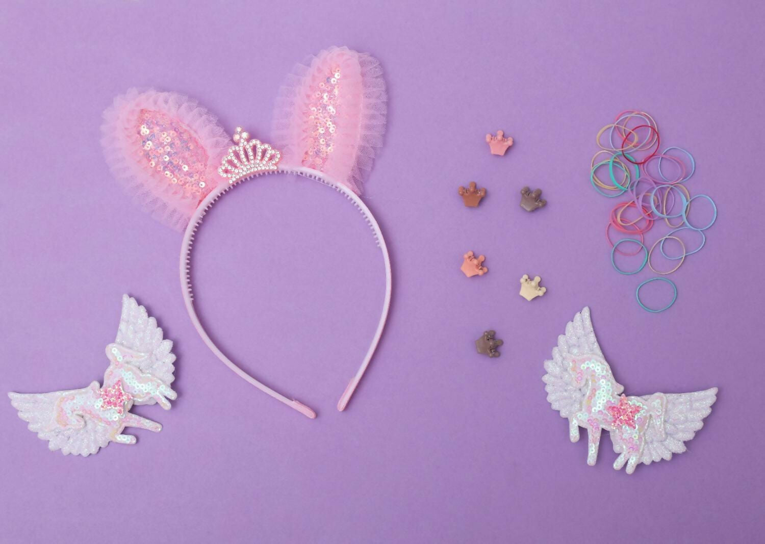 Lock up your little ones tresses with our new collection of hair accessories that are a must have for to instantly add glamour to any wardrobe.