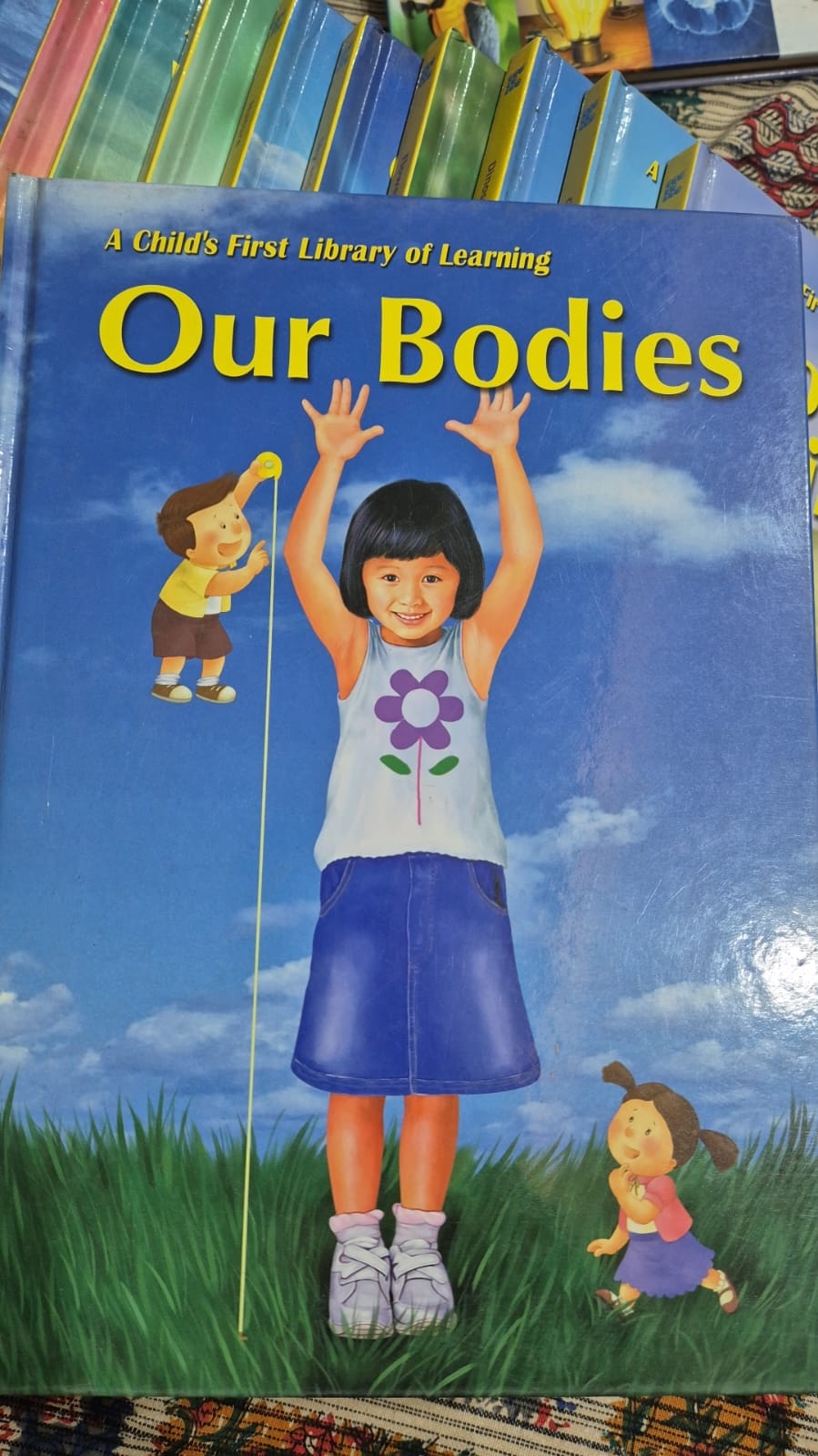 ETL learning books set including 25 educational books with colorful illustrations, engaging activities, and age-appropriate content to support early learning and skill development.