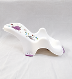 Keeeper Ergonomic Baby Bath Support Infant Bath Recliner Safari with ergonomic shape, non-slip design, sturdy construction, and comfortable support to help keep babies secure during bath time.