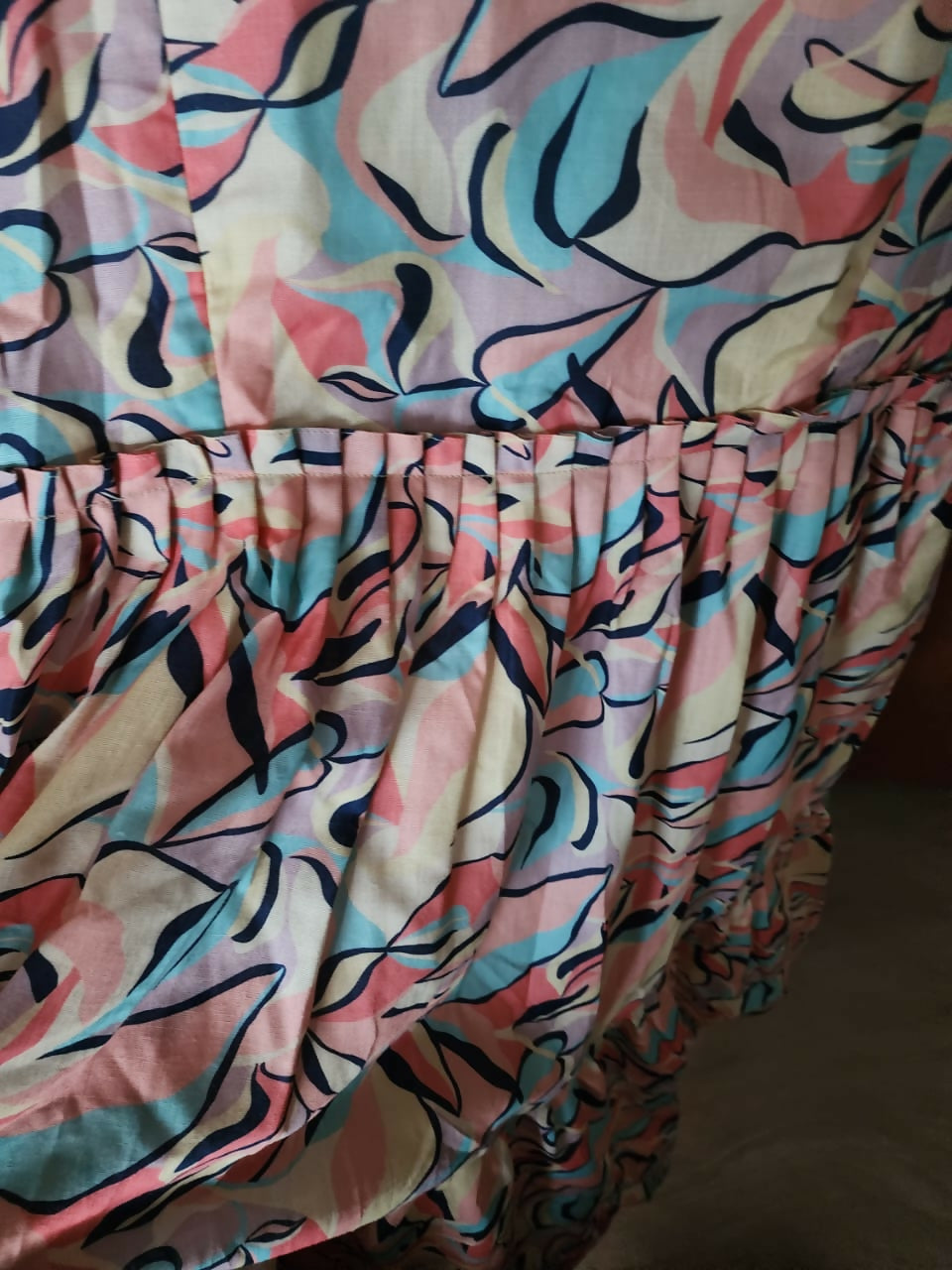 Pastel Abstract Floral Tiered Maternity Maxi Dress – Elegant, Comfortable, and Perfect for Every Occasion.