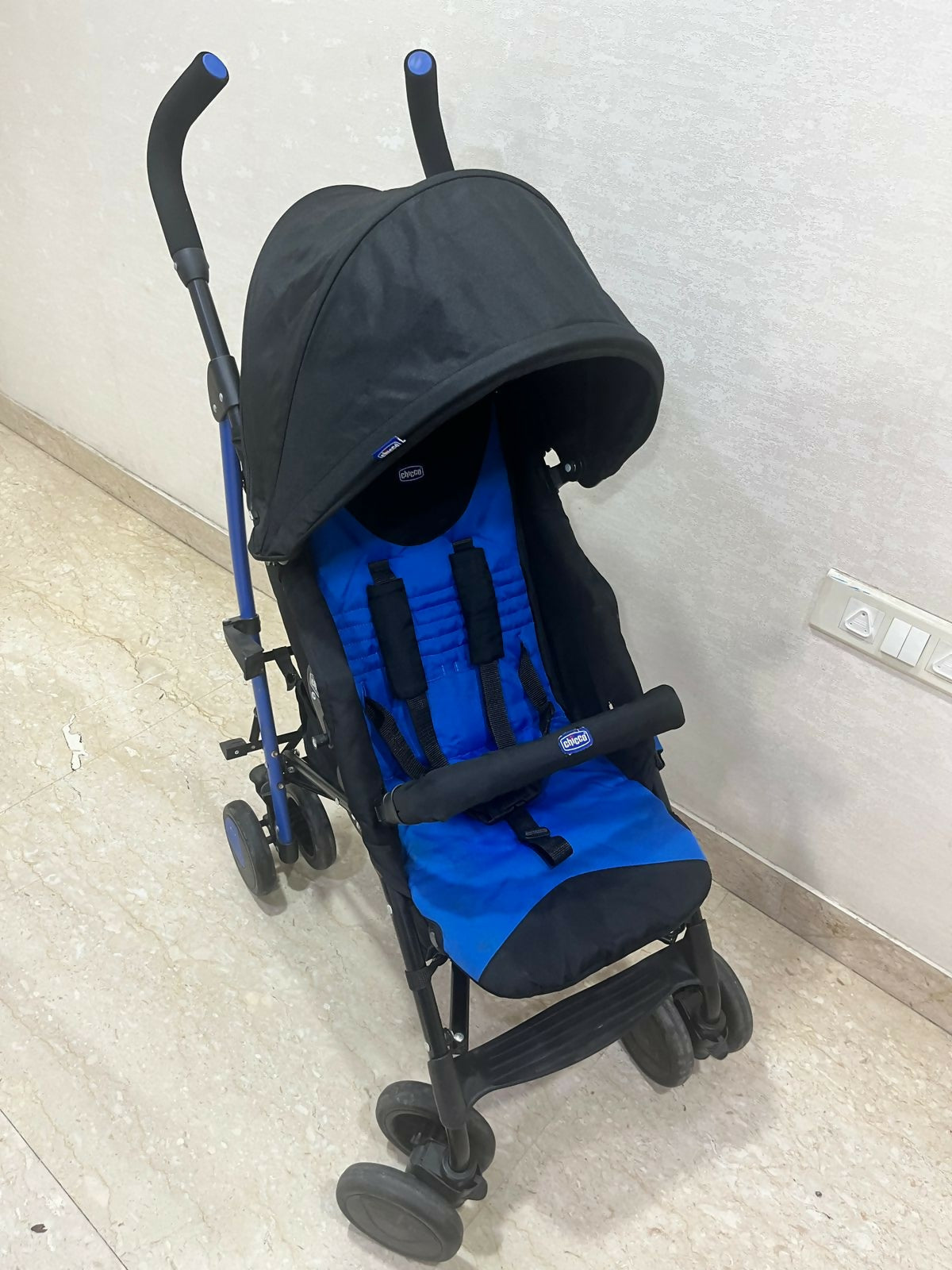 CHICCO Echo Stroller – Lightweight, Compact & Comfortable Ride for Babies