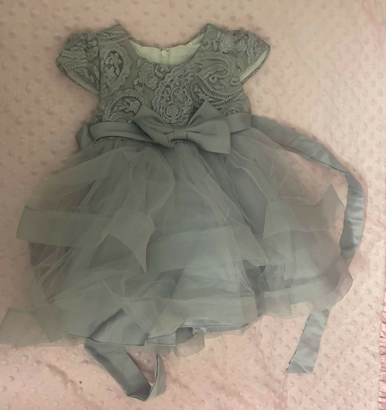 Dress your little princess in elegance and charm with our Beautiful Tutu Frock/Dress - the perfect ensemble for magical moments!