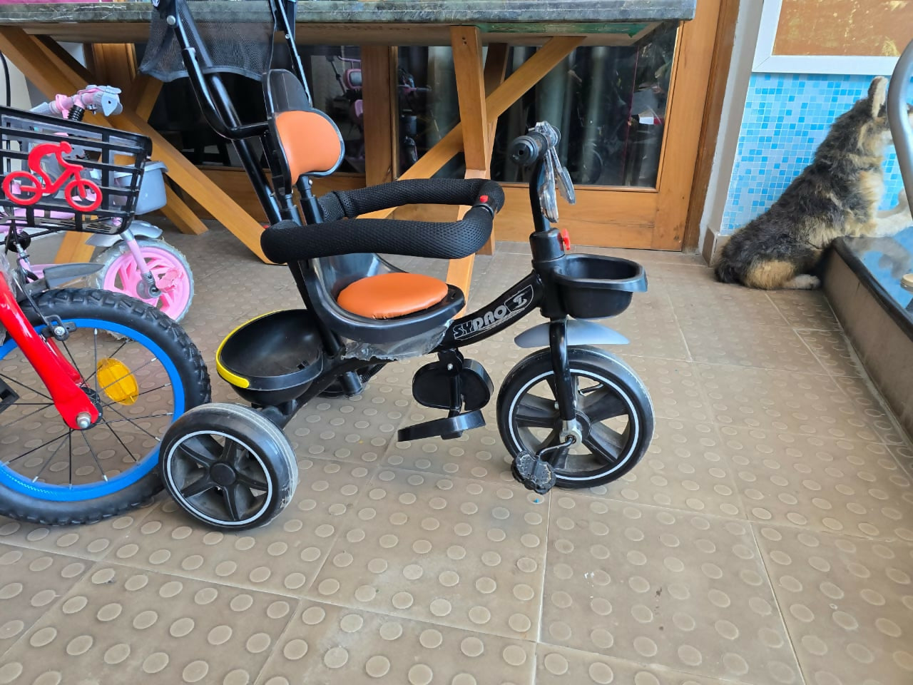 Buy Sypro Baby Tricycle – adaptable 3-in-1 ride for toddlers.