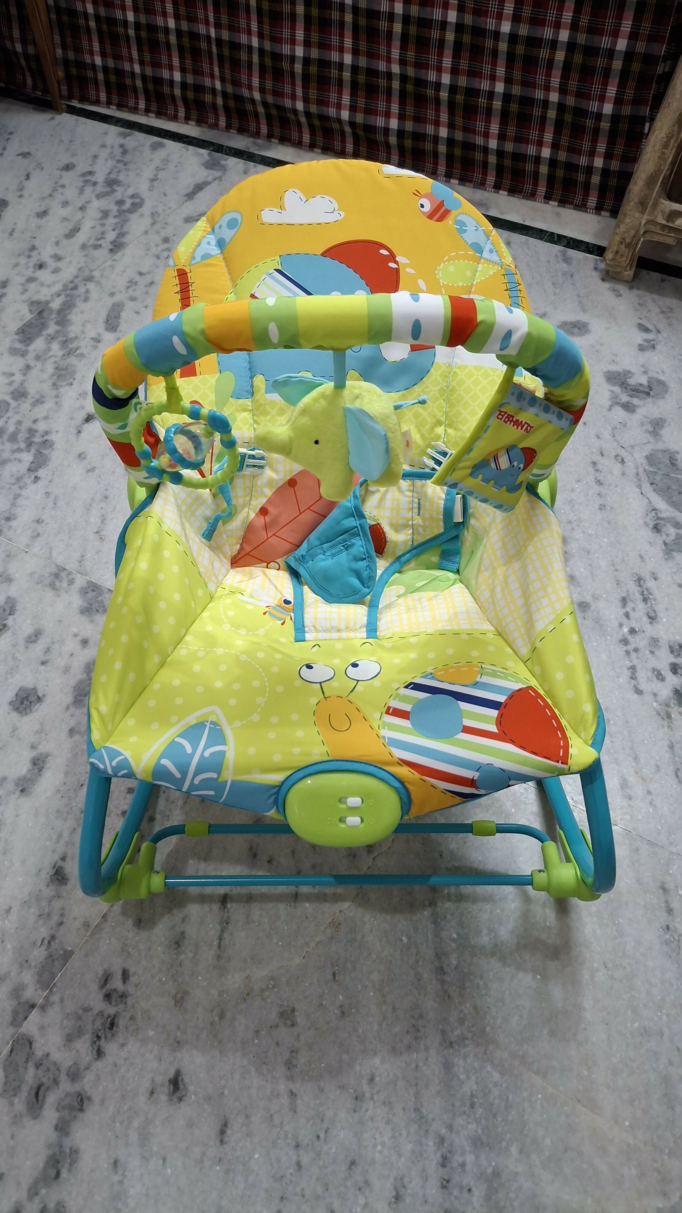 MASTELA Baby Rocker Green