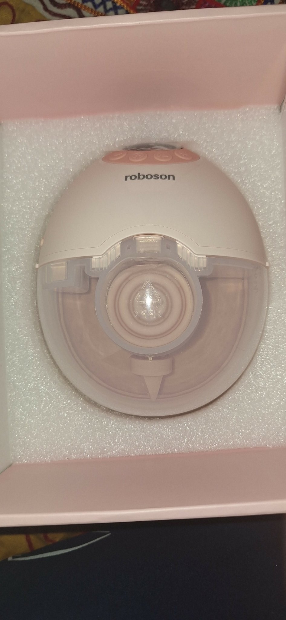 Roboson wearable rechargeable electric pump