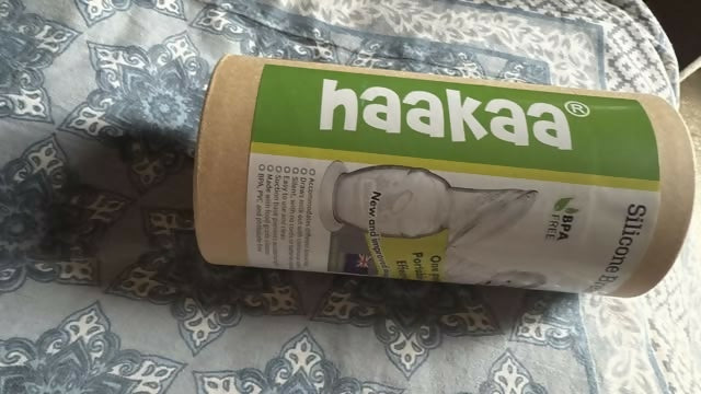 HAKKA silicone breast pump – natural, portable, and hassle-free milk collection for moms.