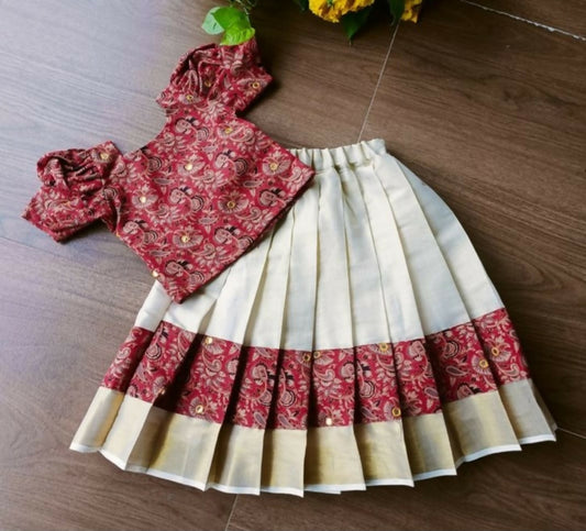 Crop Top and Lehenga Set – Cotton & Kerala Kasavu Fabric