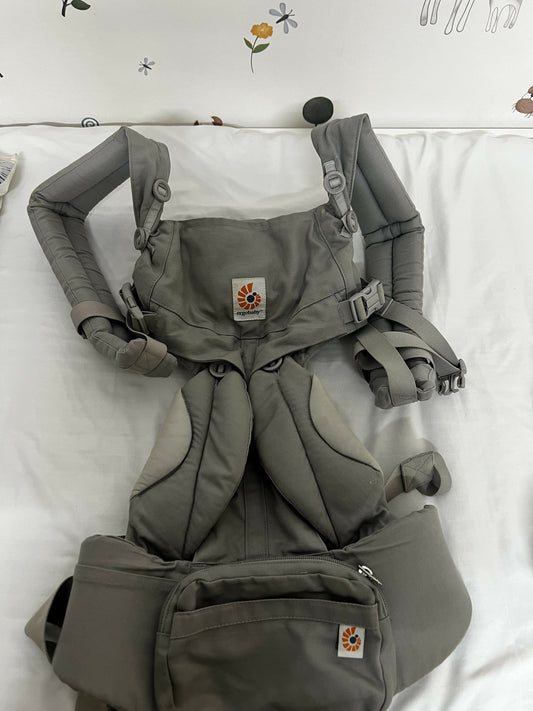 ERGO BABY OMNI BREEZE Baby Carrier