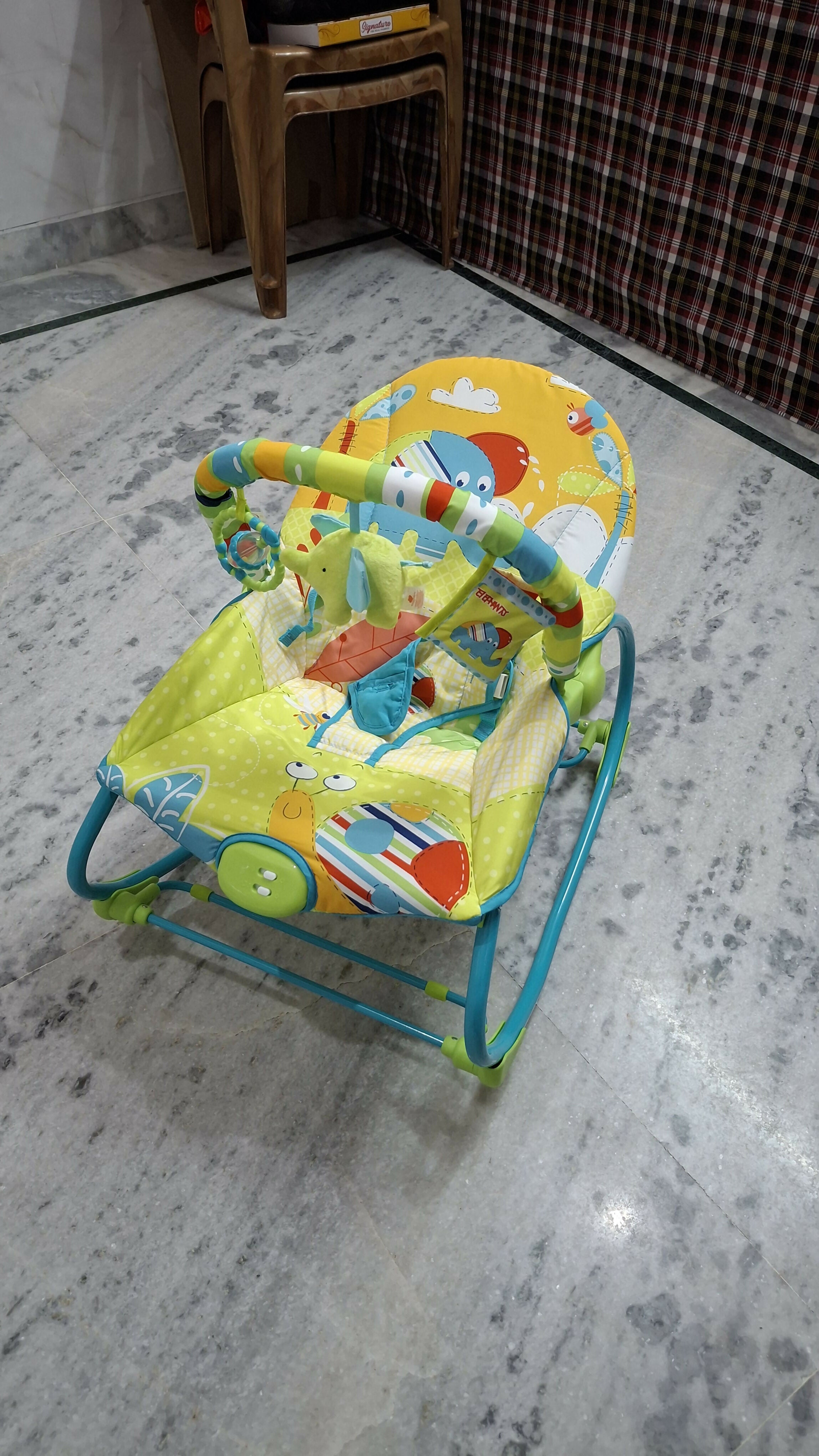 MASTELA Baby Rocker Green