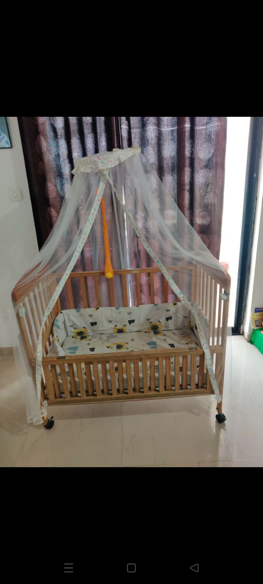 MEE MEE Baby Cot/Crib