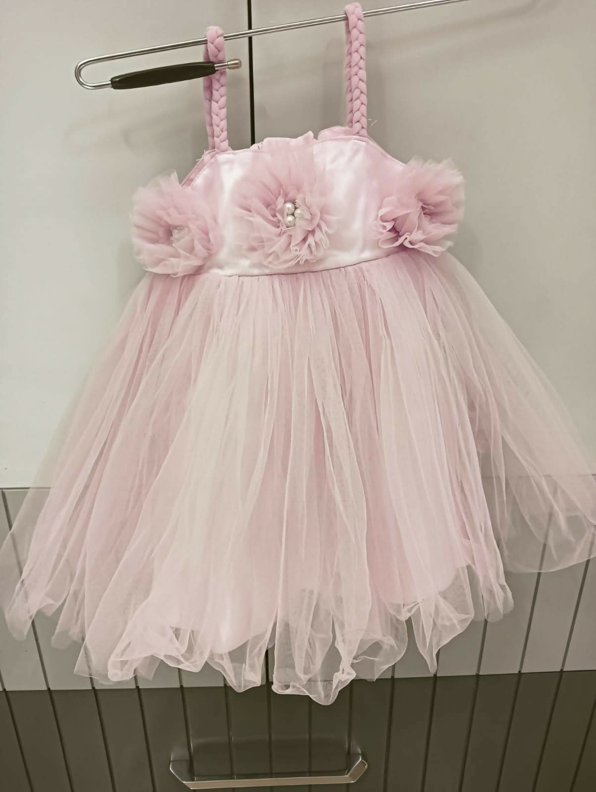 Stylish and Comfortable Frocks for Baby Girls – Ideal for Every Occasion.
