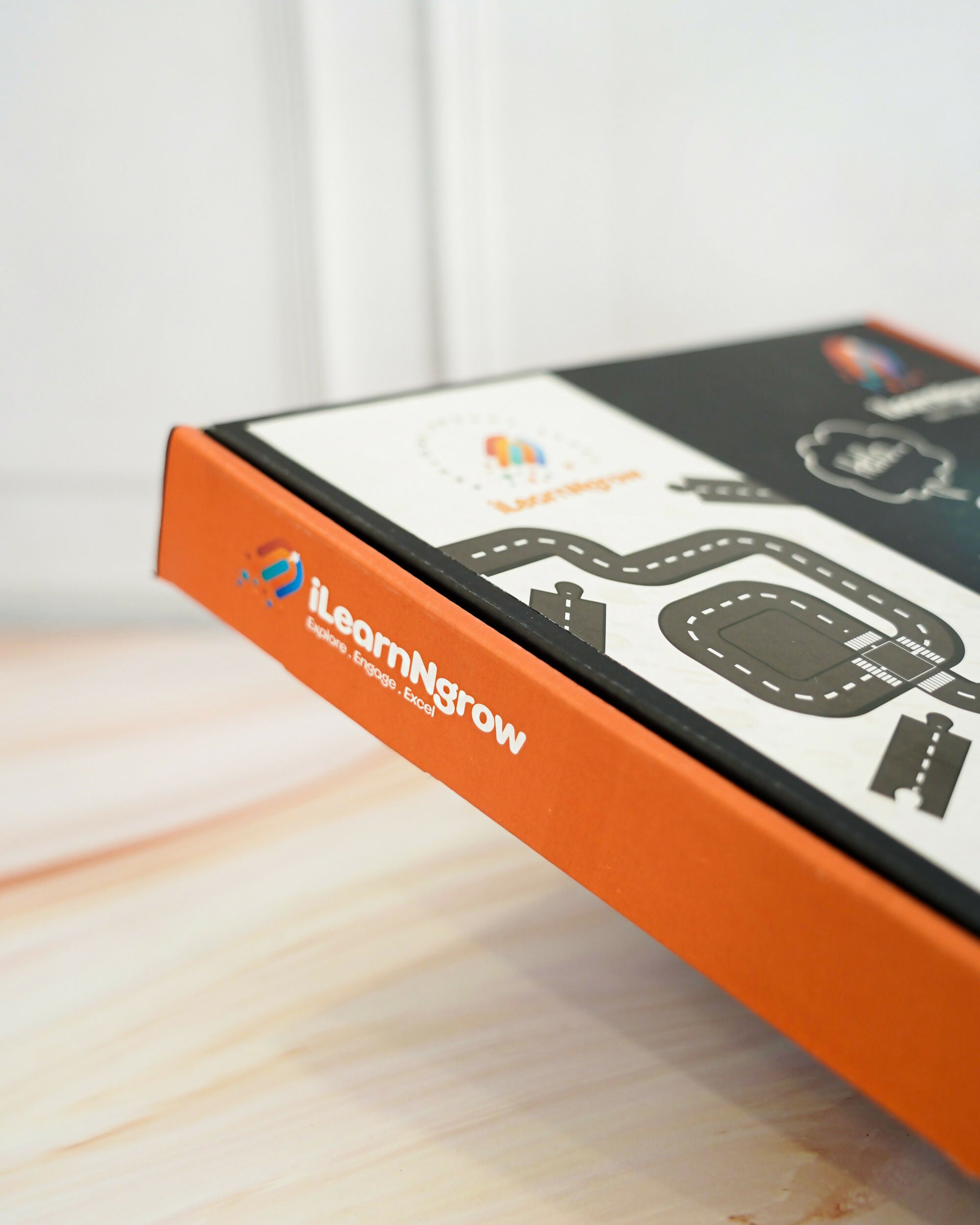 The Waytoplay Expressway Road Track is a versatile and durable toy road set designed to spark creativity and imaginative play in children.