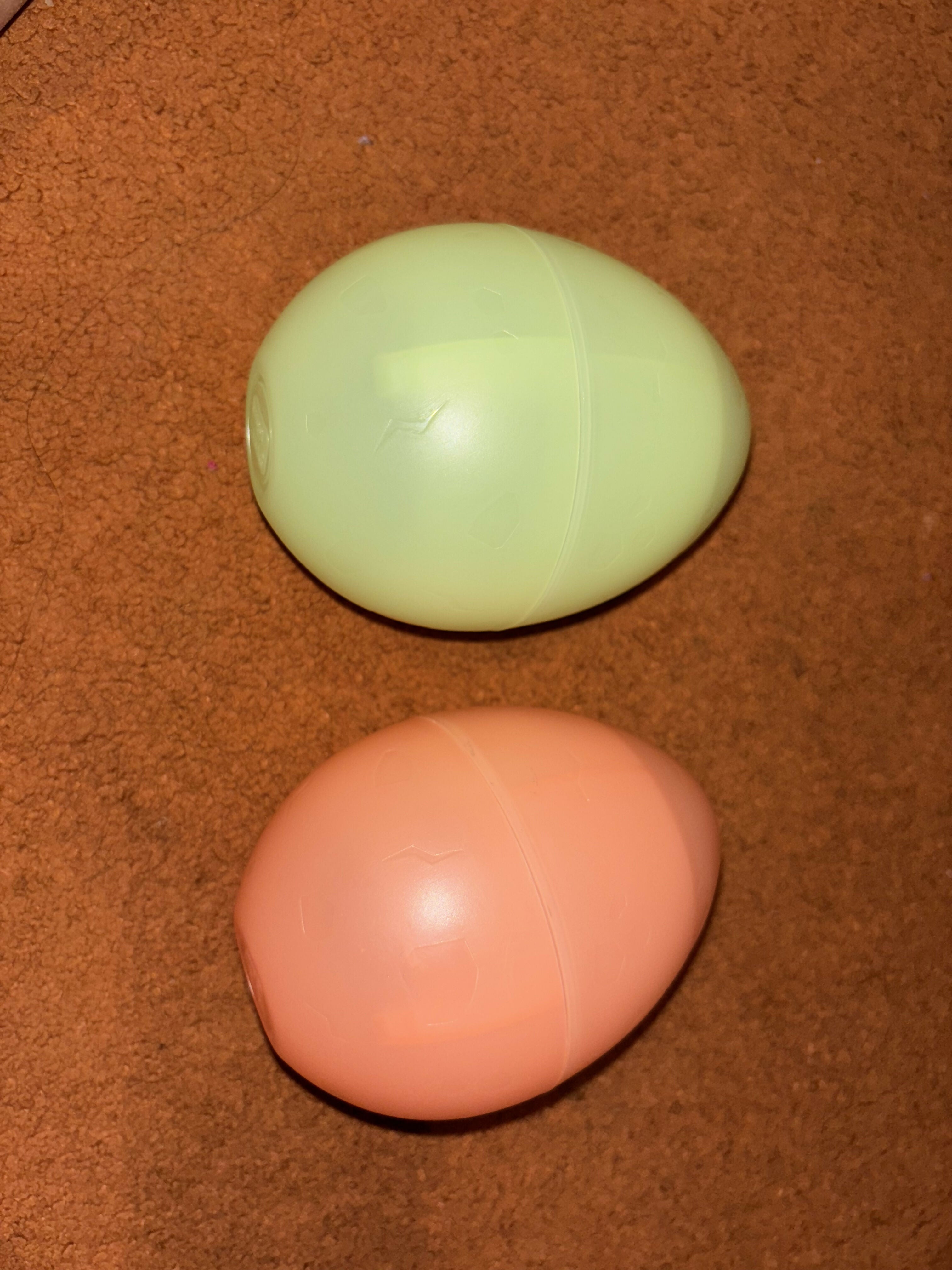 2 Dinosaur Eggs With 1 Dinosaur In Each