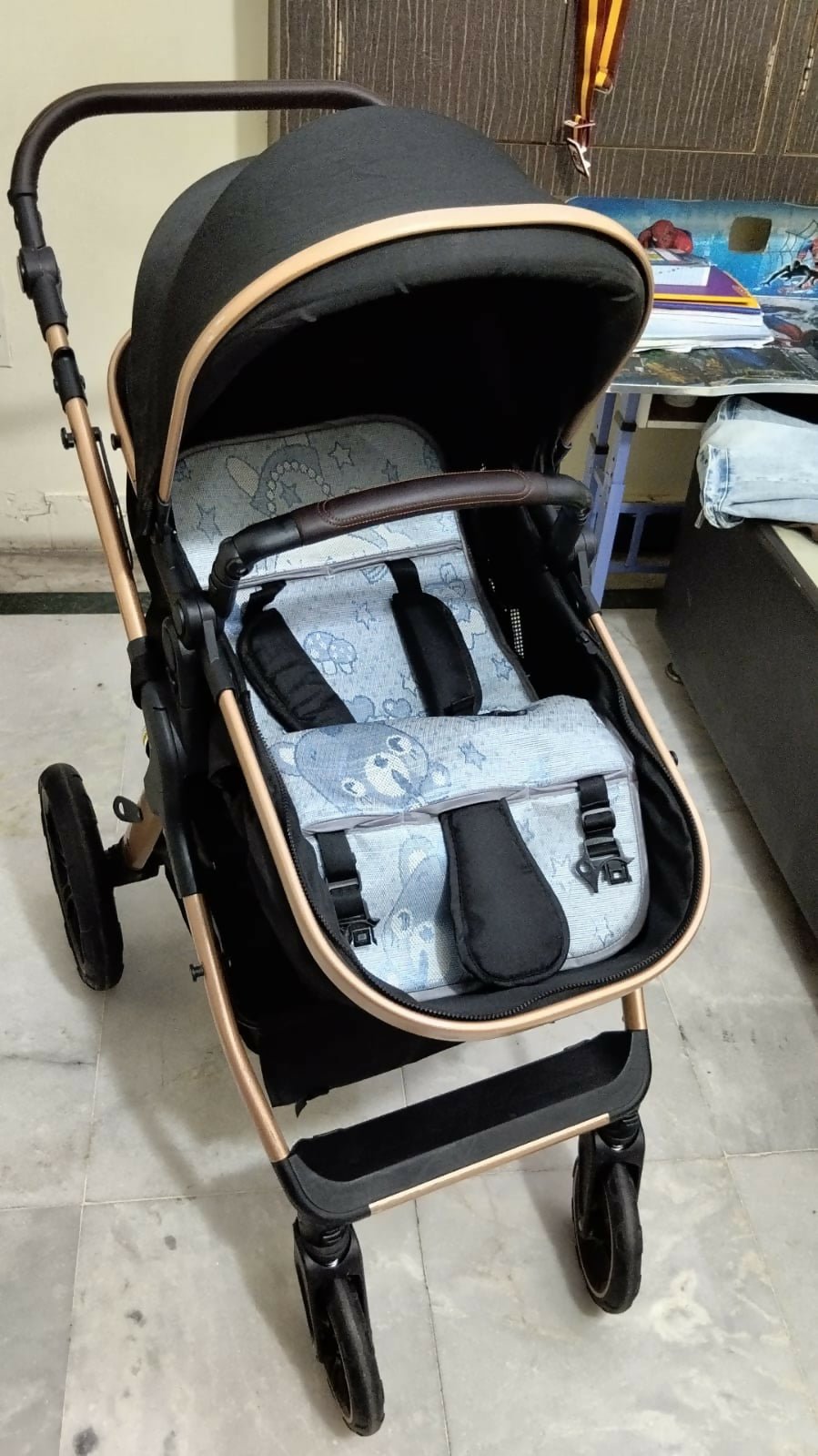 Star and Daisy Easy Go travel-friendly stroller with lightweight foldable design, reclining seat, safety harness, smooth wheels, and compact comfort for baby travel and everyday outings.