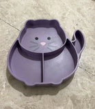 Silicone feeding set made from food-grade BPA-free silicone, including essential mealtime accessories with a soft, durable, and easy-to-clean design for babies and toddlers.