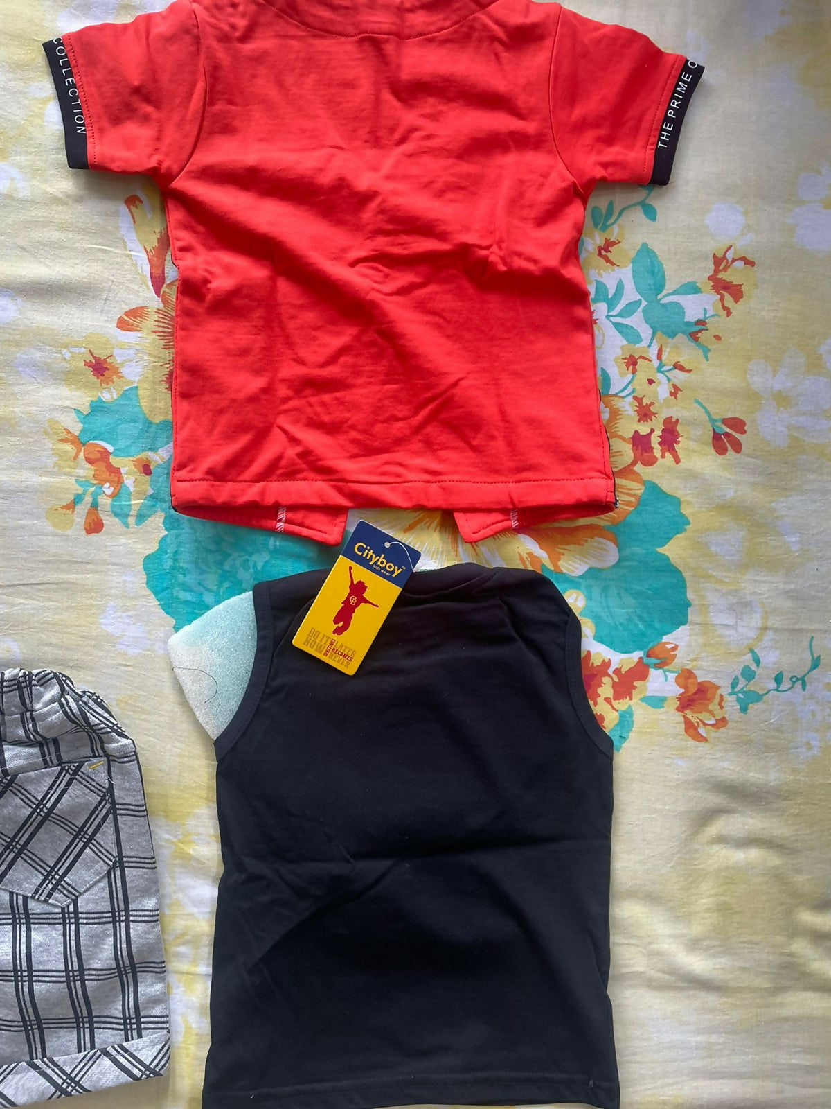 CITYBOY Dress with Sleeveless TShirt (Black), Red cotton jacket (Half Sleeves) and Printed Nicker - PyaraBaby
