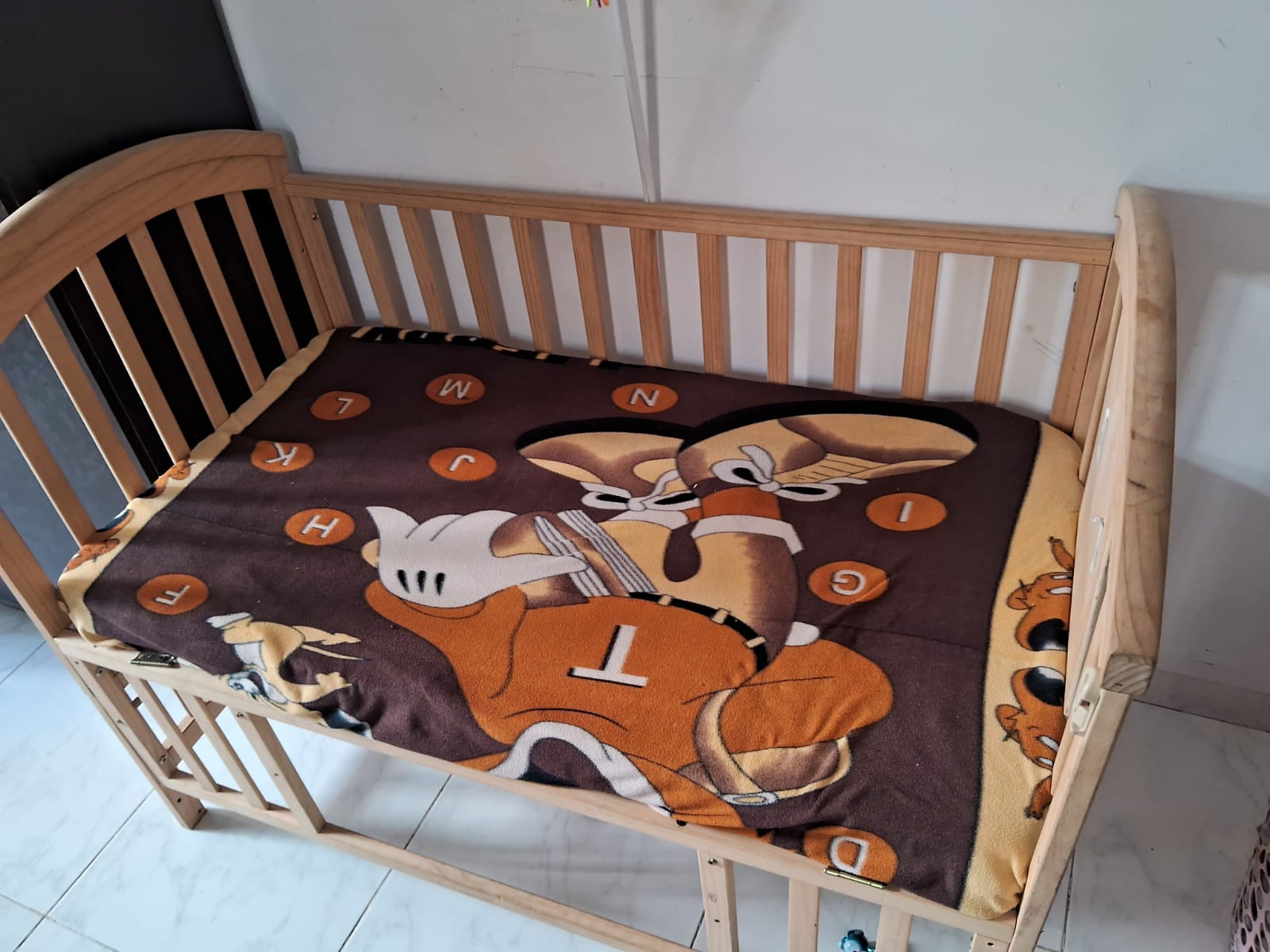 HUNY HUNY Super Comfy 15 In 1 Cot/Crib for Baby