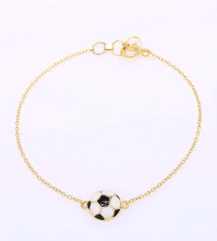 Buy Baby Bracelets – handcrafted, hallmark-certified jewellery designed safely for little ones.