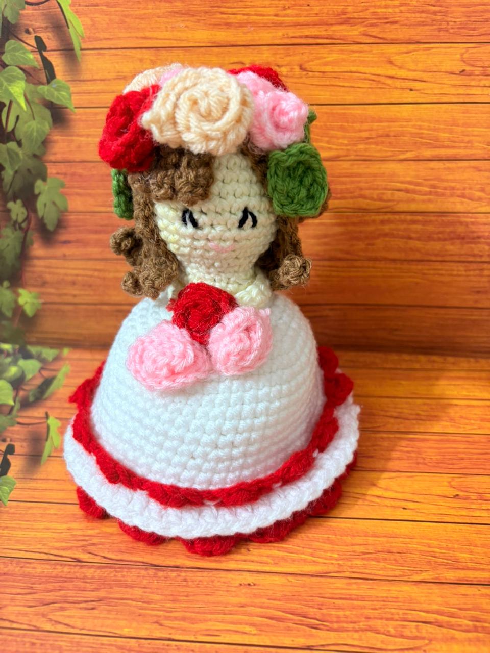 Crochet reversible doll flower bouquet.