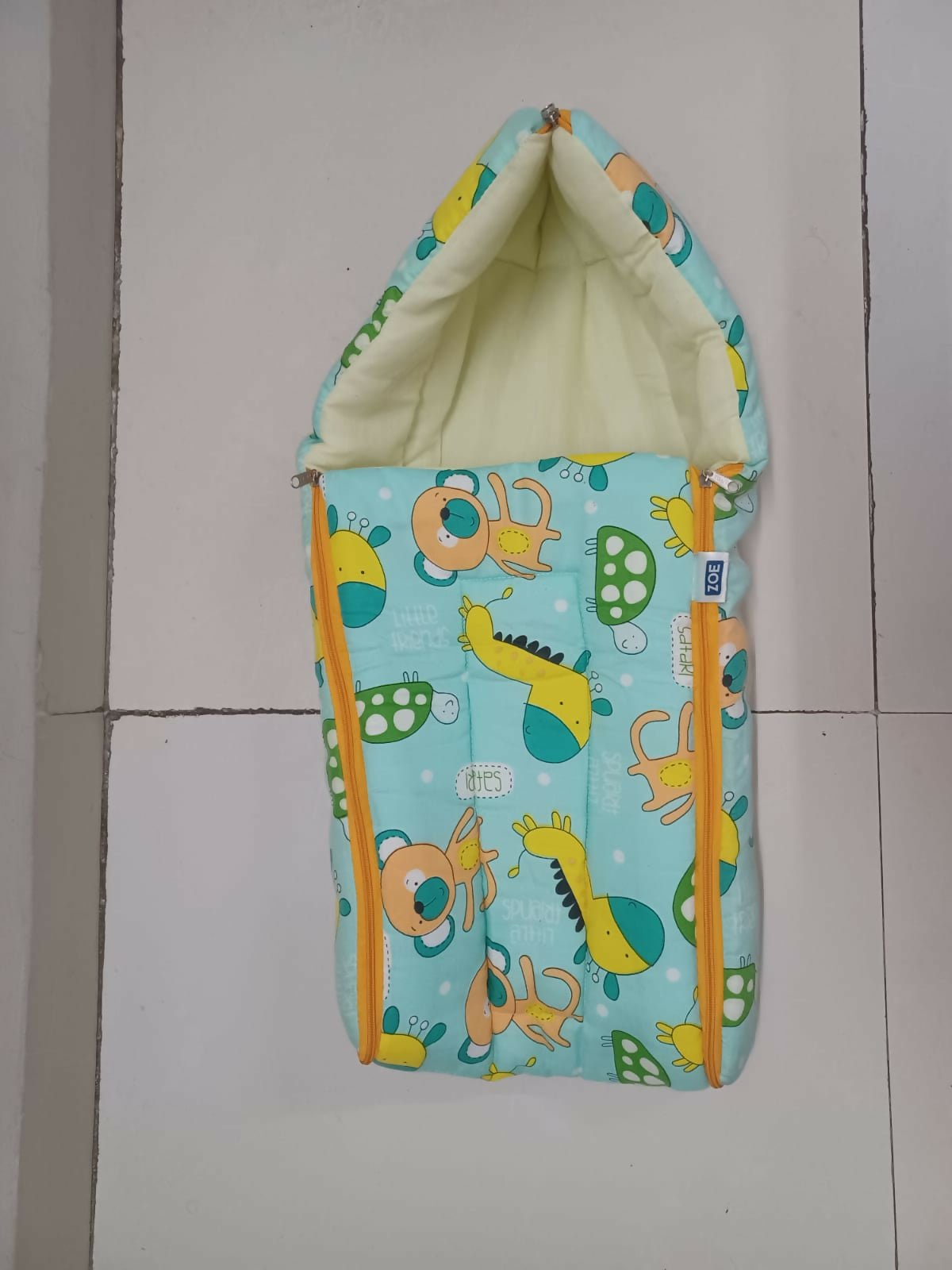 Zoe baby carry nest, Zoe sleeping bag, 3-in-1 baby nest, newborn sleeping bag, baby travel carry nest