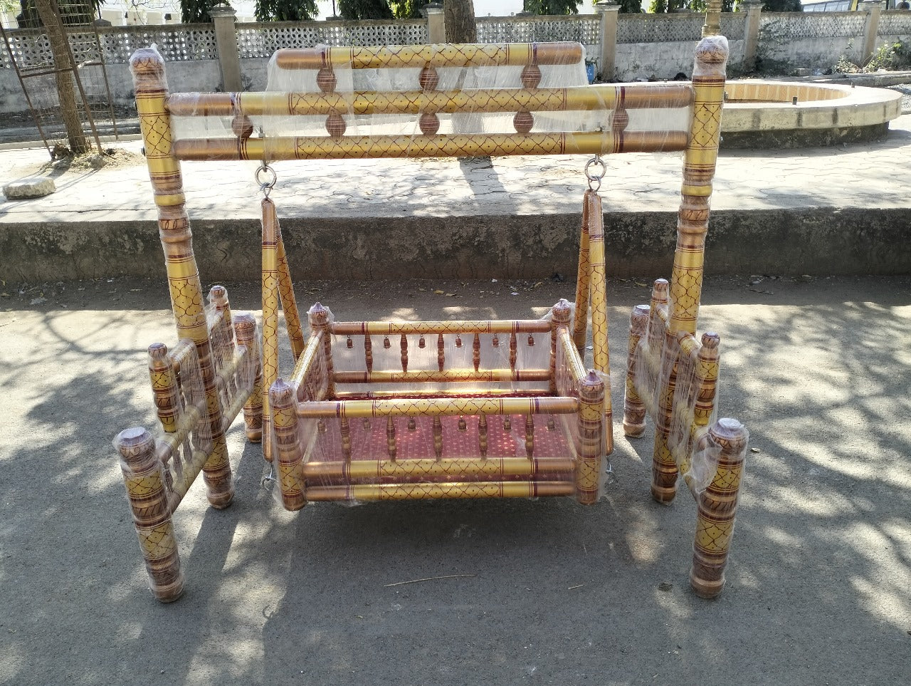 Wooden Pure Teak Wood Big Cradle With Parna