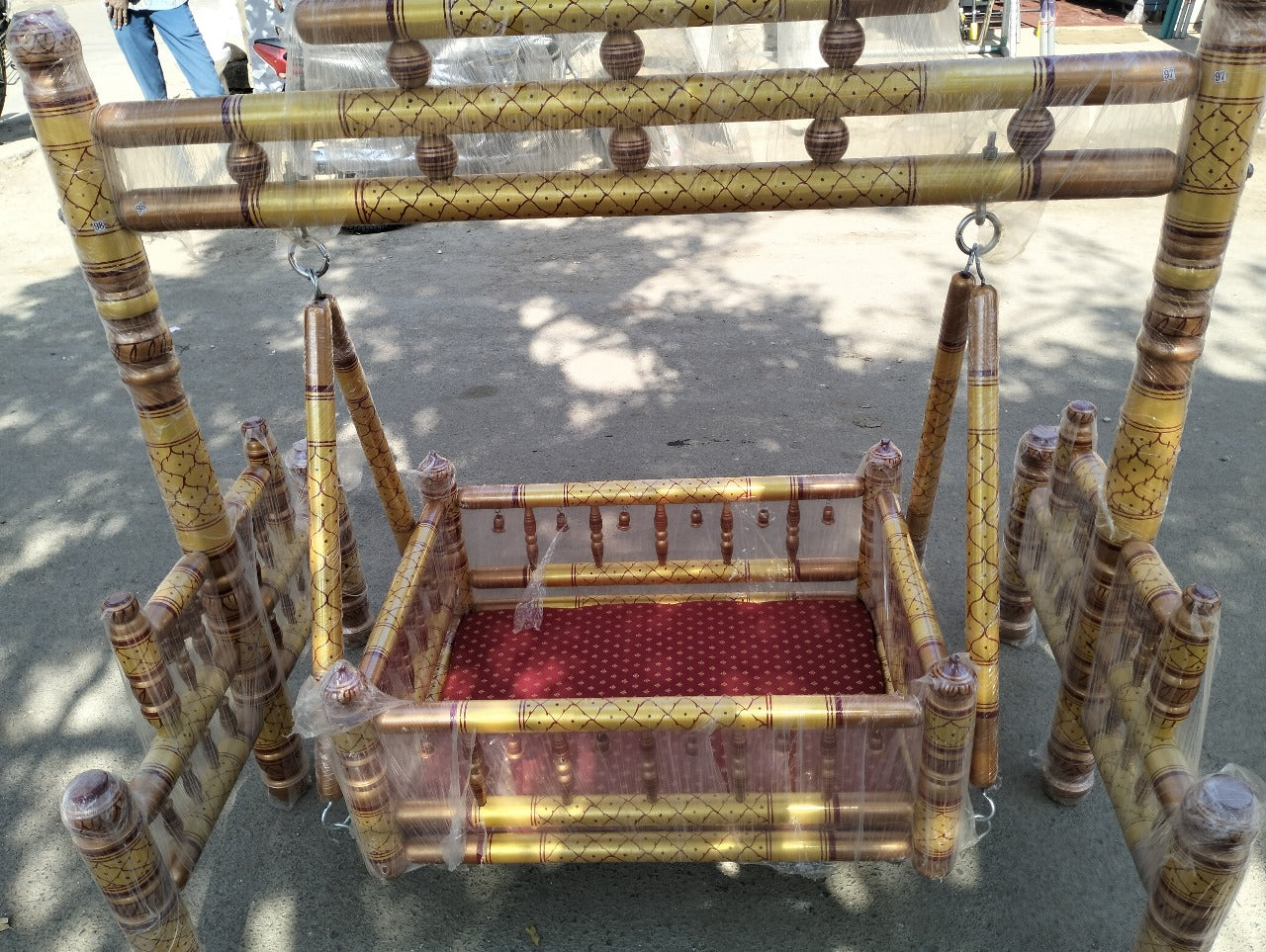 Wooden Pure Teak Wood Big Cradle With Parna