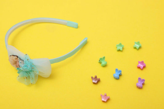 Lock up your little ones tresses with our new collection of hair accessories that are a must have for to instantly add glamour to any wardrobe.
