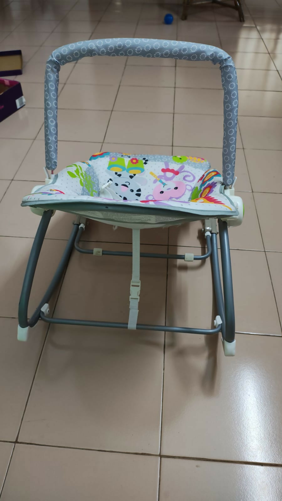 FAB & FUNKY Baby Rocker / Reclined Seat