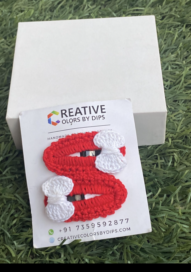 Red Bow Crochet Hairclip