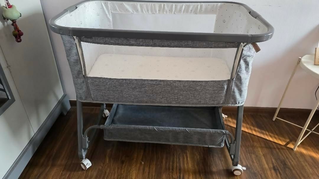 MONSTECH 6 In 1 Baby Bassinet Folding Portable Baby Cradle