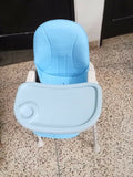 The STAR AND DAISY Comfort Baby High Chair is a versatile and safe solution for your child's mealtime and playtime needs.