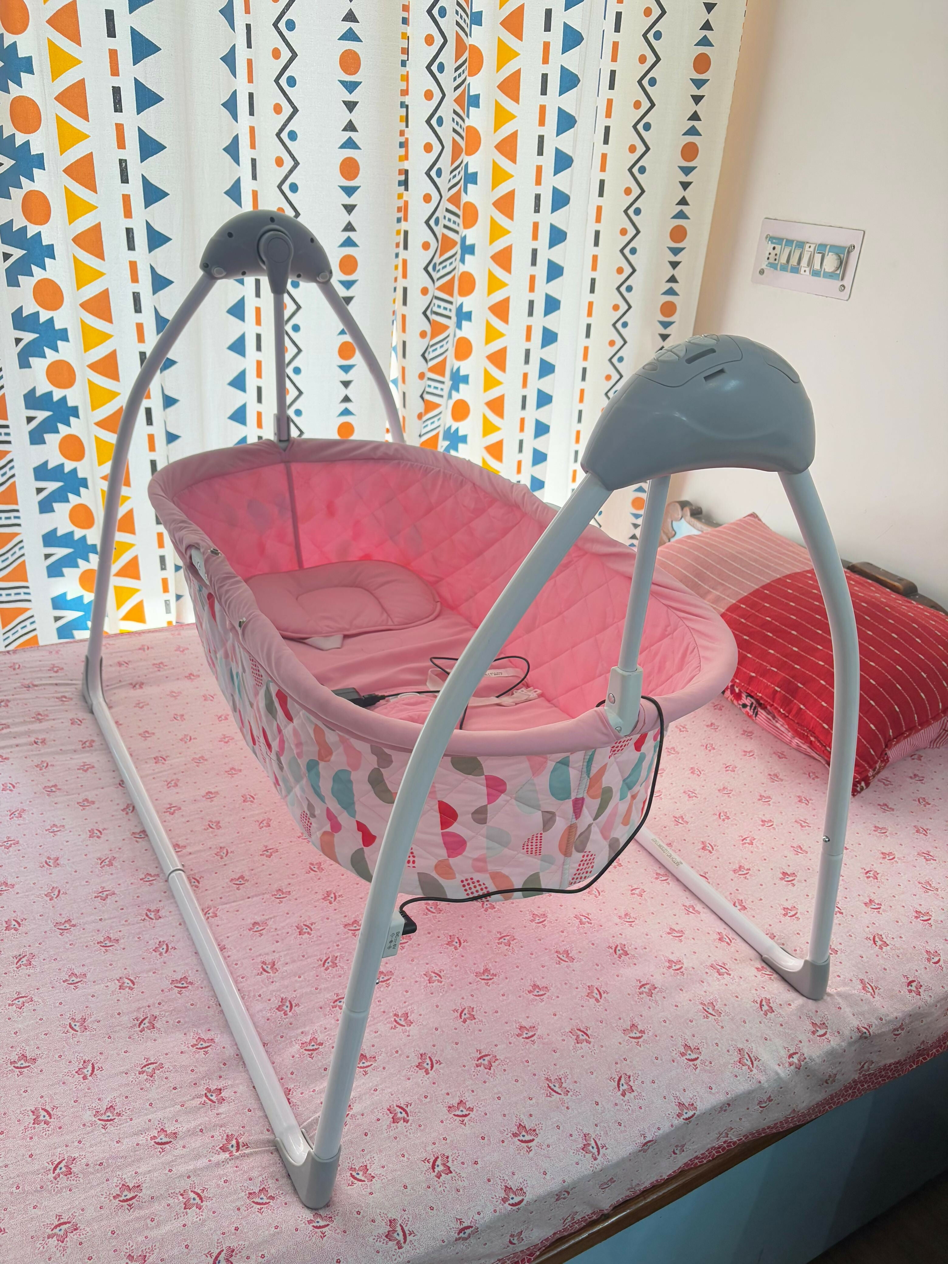 R FOR RABBIT automatic cradle – safe, gentle, and effortless sleep time for your baby.