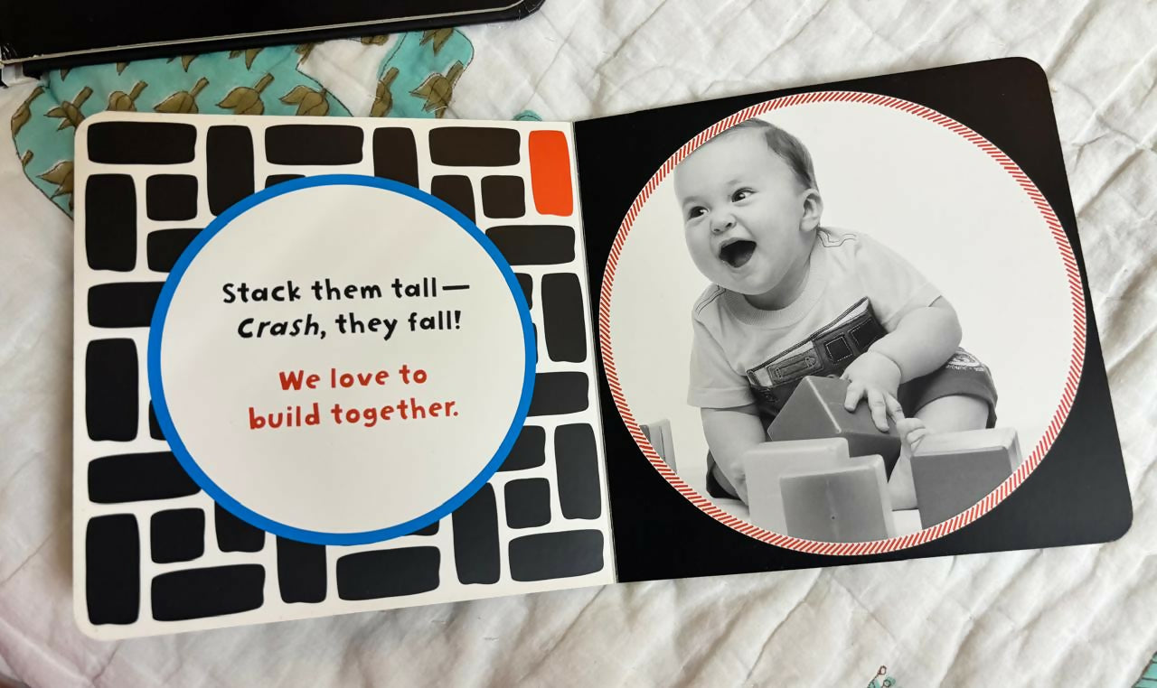 High contrast baby books – set of 2, newborn stage onwards, premium quality, barely used.