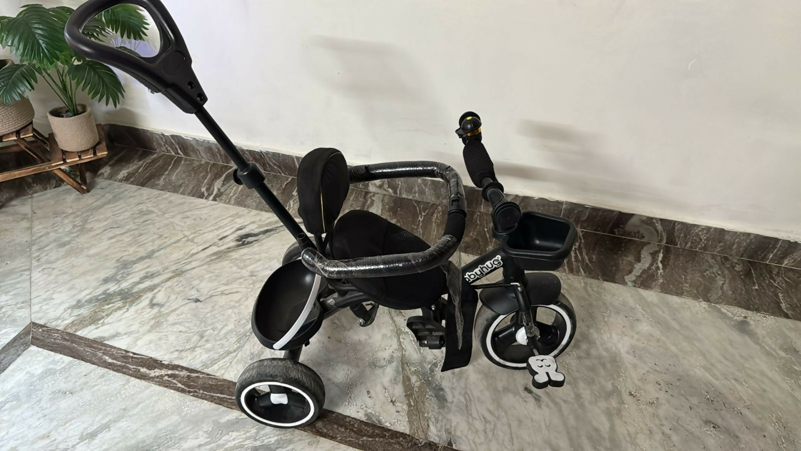BABYHUG Tricycle Black with Canopy