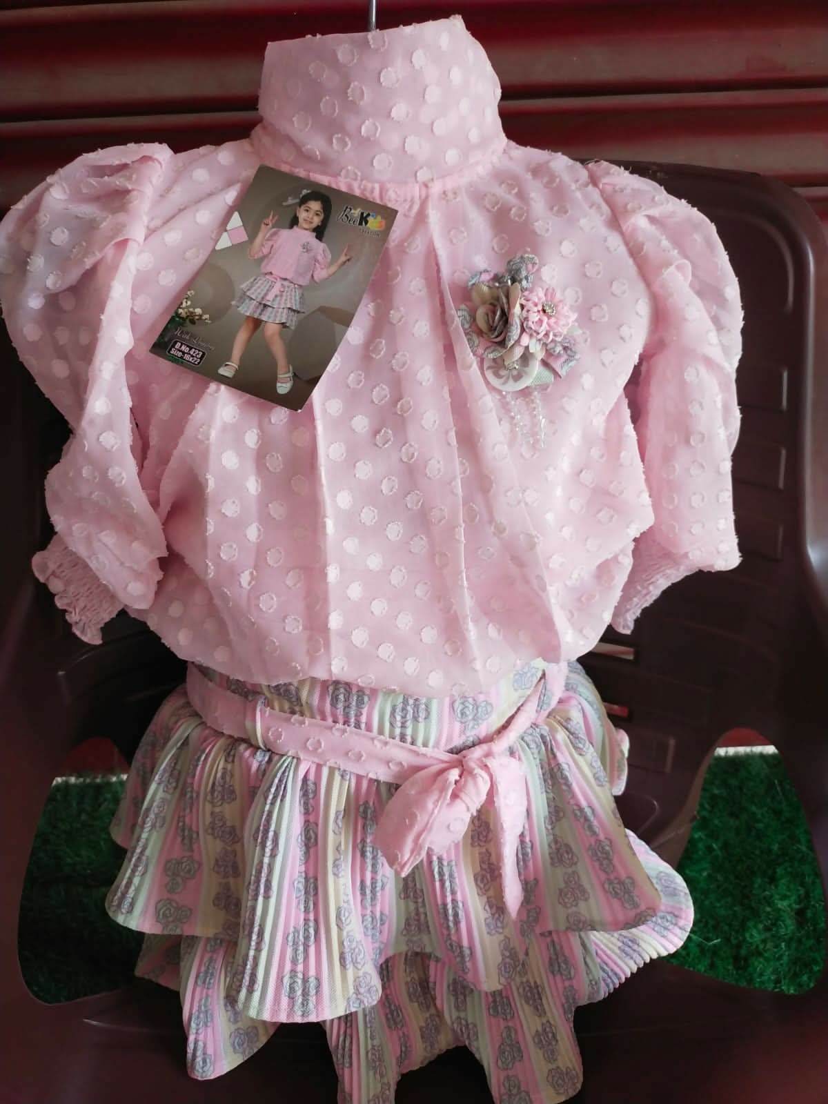 Dress your baby girl in the charming Top with Skirt set – perfect for any occasion with its cute design and soft, breathable fabric for ultimate comfort and style.